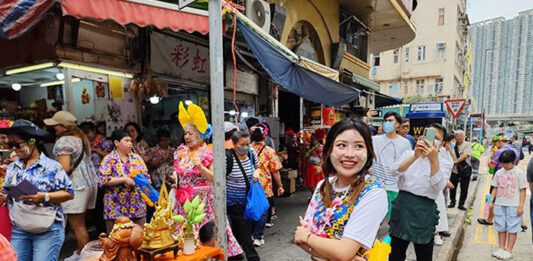 水花飛濺迎吉祥「九龍城潑水節」